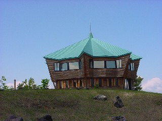 合子沢記念公園野鳥観察施設