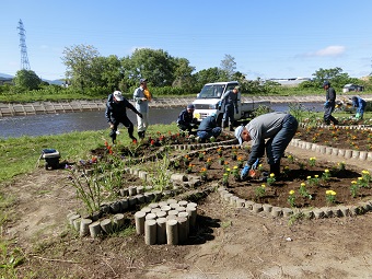 荒川河川敷公園整備1